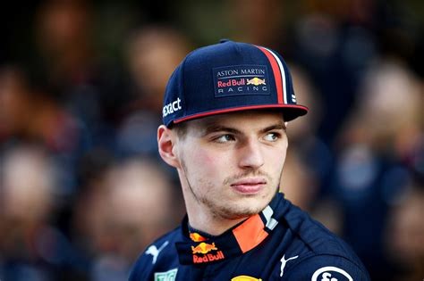 Lewis hamilton drukte op het verkeerde knopje. Verstappen better at dealing with 'anger'