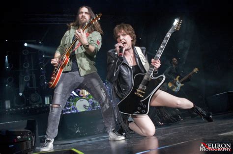 Halestorm Performs Powerful Stripped Down Songs In ‘coffee Notes Live