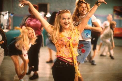 How To Get Elle Woods Legally Blonde Style For When You Need To