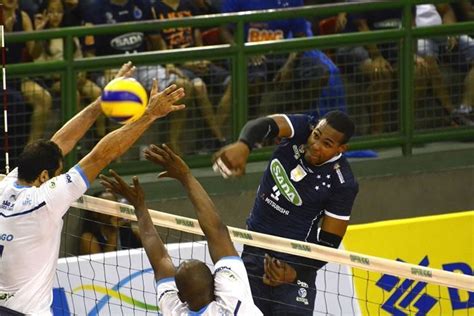 Segundo colocado no grupo b, o brasil vai enfrentar o japão. São José Vôlei perde para o Sada Cruzeiro nas quartas de ...