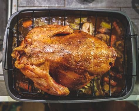 Here are 7 steps for cutting a whole chicken into 8 pieces: How Long to Roast A Chicken the Right Way - Fearless Fresh