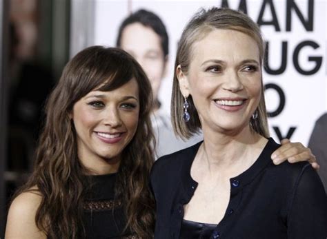 Rashida Jones And Peggy Lipton Peggy Lipton Celebrities 60s Tv Shows