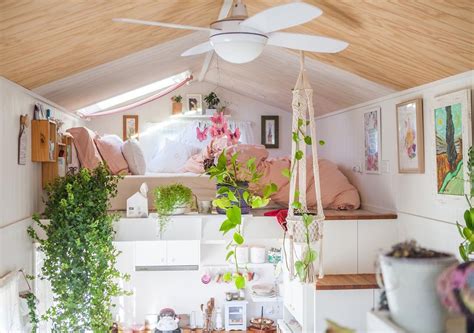 This Is Probably The Cutest Tiny House You Will Ever See And It Even