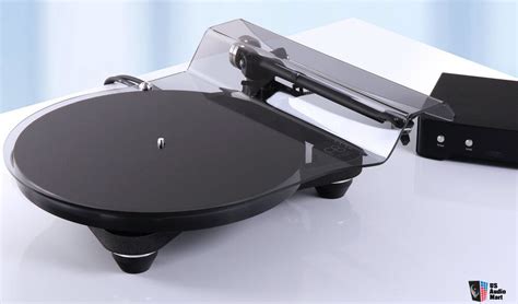 Rega P8 Turntable Walpheta 2 Cartridge New Photo 2539615 Us Audio Mart