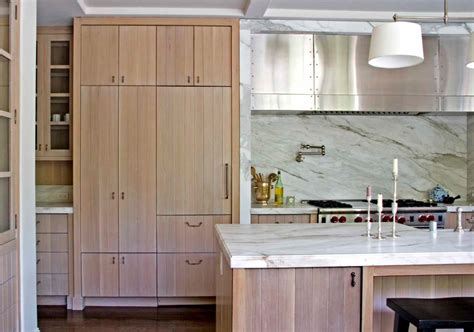 Popular oak wall cabinet image must have. 35 Fresh White Kitchen Cabinets Ideas to Brighten Your ...