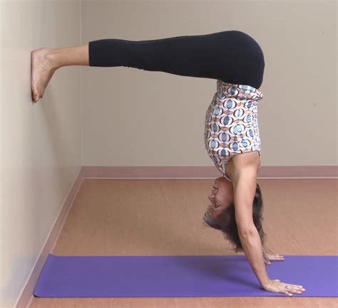 Easing Into Adho Mukha Vrksasana Part Ii Handstand Right To Joy