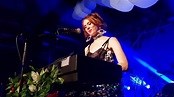 Kate Nash - Mariella (live at Festsaal Kreuzberg, Berlin) - YouTube