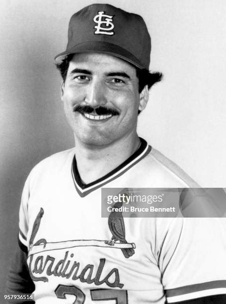 Louis Cardinals Keith Hernandez Photos And Premium High Res Pictures