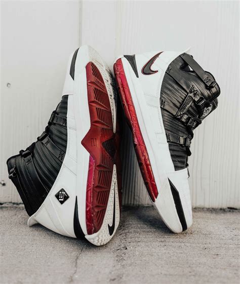 Another Look At The Nike Lebron 3 Home Nice Kicks