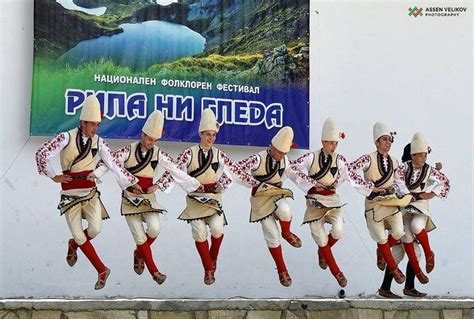 Pin Von Галинъ Колевъ Auf Bulgarian Folklore And Customs