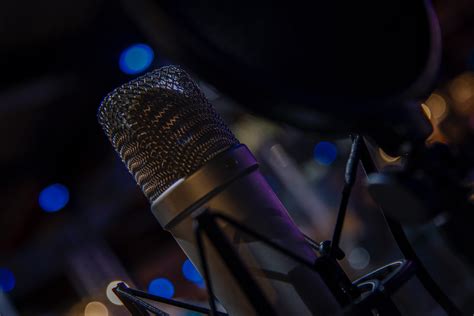 Silver Colored Condenser Microphone Hd Wallpaper Wallpaper Flare