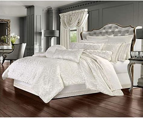 Hnu 4 Piece White Comforter Set California King Size Allover Woven