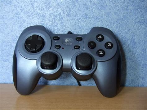 Logitech f310 vs logitech cordless rumblepad 2. Gamepad Logitech Rumblepad 2