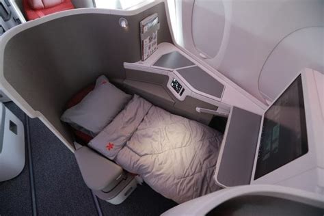 Hong Kong Airlines Debuts New Business Class Seat On Airbus A350