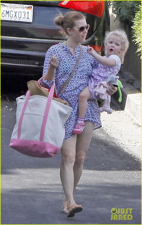 Amy Adams Pool Party With Daughter Aviana Photo 2824110 Amy Adams