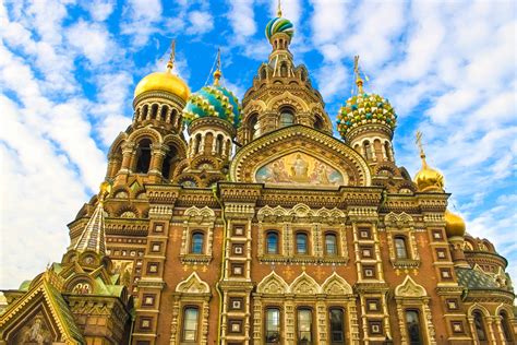 Russia's dominant relief features are (from west to east) the east european plain, the urals, the west siberian lowland, and the central siberian plateau. What to see in St Petersburg, Russia - Adventurous Miriam