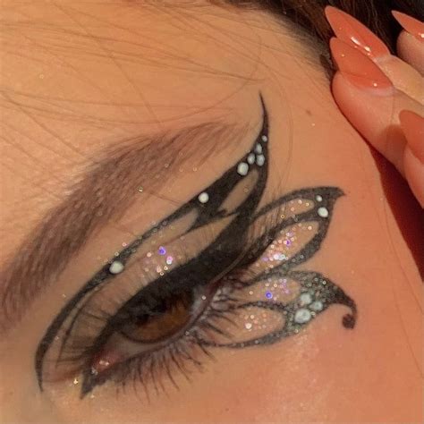 Butterfly Eyeliner ˘ ³˘♥︎ Makeup Obsession Butterfly Makeup Swag