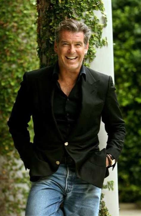 pierce brosnan in 2020 older mens fashion mens outfits mens casual outfits