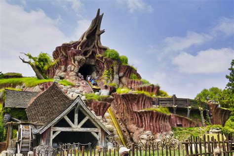 Confirmed Splash Mountain At Disneyland To Close Forever In May 2023