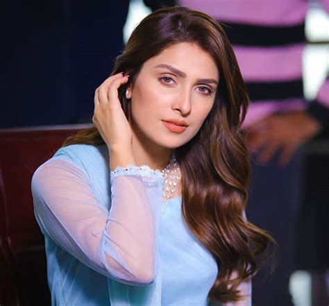 Top 10 Pakistani Actress In The Year 2024 Pk