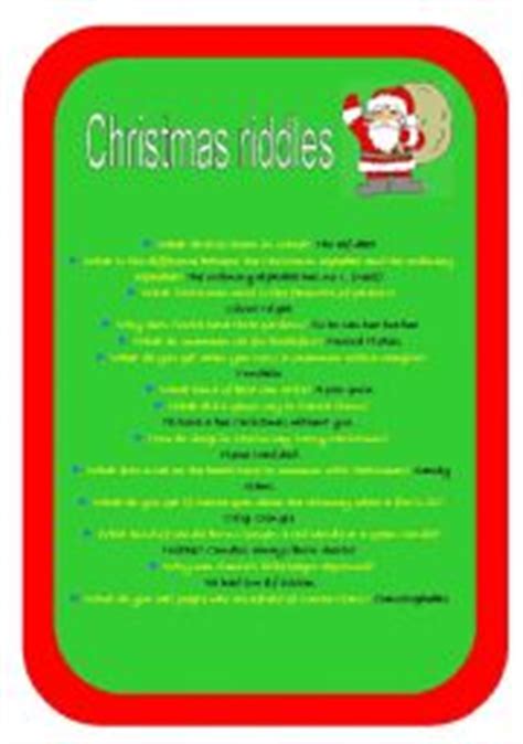 Maze game with monkey santa helpers, baubles and christmas tree. English worksheets: Christmas riddles