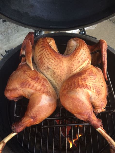 spatchcocked smoked turkey on the big green egg i did this today 11 29 2014 big green egg