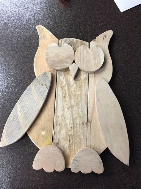 Pallet Owl By Bnacreationsshop On Etsy Wooden Owl Wood Log Crafts