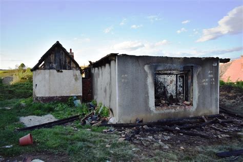 Leégett egy családi ház Egyházasbáston Képekkel Körkép sk