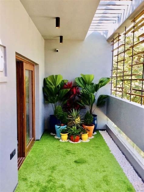Wifi is free, and this apartment also features an airport shuttle and laundry services. 60 Small Apartment Balcony Garden Design Ideas | Small ...