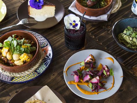 32 Best Mexican Restaurants In Chicago To Try Right Now