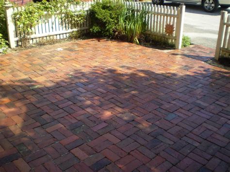 Pin By Jessica Primm Landscape Archit On Paving Brick Garden Red