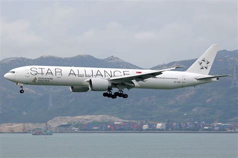 Singapore Airlines Boeing 777 300er Star Alliance Livery Features