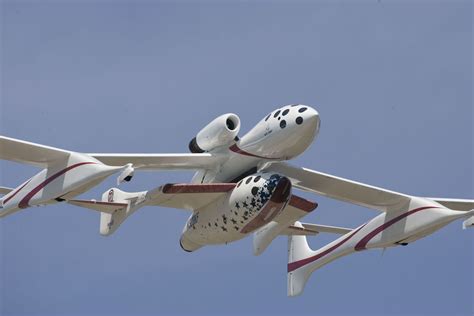 Ten Years Ago Spaceshipone Completed The First Private Flight Into