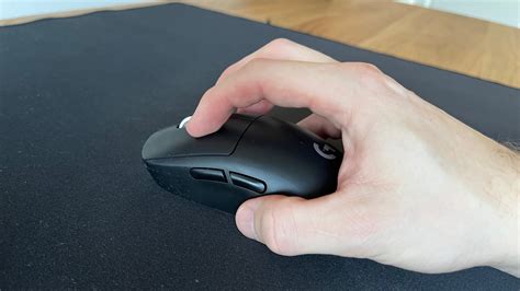 How To Properly Hold A Gaming Mouse
