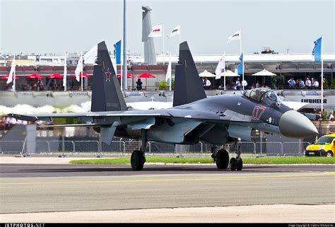 07red Sukhoi Su 35 Super Flanker Russia Air Force Vladimir