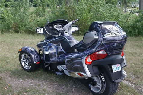 Looking for the best can am lift kits to enhance your ride? CUSTOM CAN-AM SPYDER RT GRAPHICS KITS