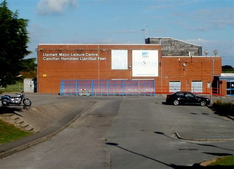 Llantwit Major Leisure Centre © Jaggery Geograph Britain And Ireland