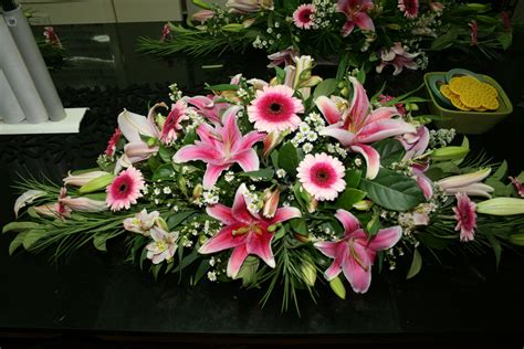 Johanne Enoksen Casket Funeral Flower Arrangement Ideas During The