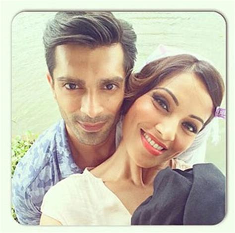 look how cute karan singh grover and bipasha basu come together for the first time missmalini