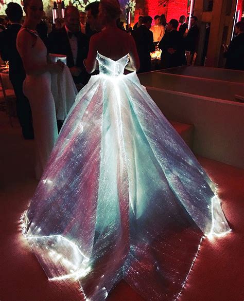 Glow In The Dark Dress Turns Actress Claire Danes Into Real Cinderella
