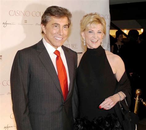 Billionaire Steve Wynn Accused Of Sexual Misconduct By Dozens Report Abc News