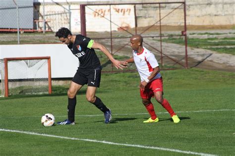 A liga informou que o cova da piedade não submeteu dentro do prazo a documentação necessária para avançar com o necessário processo de candidatura às. Futebol: Cova da Piedade teve Graça e Jordão | Reconquista