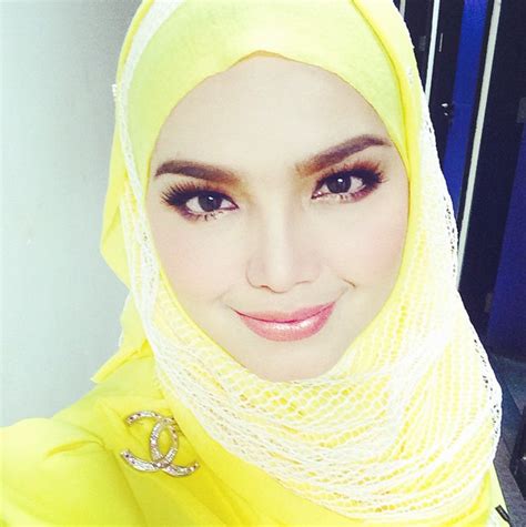 Koleksi Gambar Siti Nurhaliza Semasa Kecil Hingga Kini Gossipanas