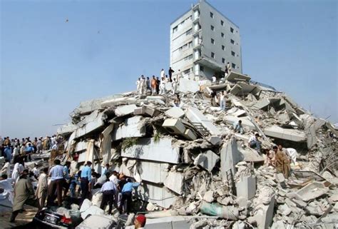 Recent earthquakes near islāmābād, pakistan. Quake terrorizes Pakistan, India and Afghanistan in 2005 ...