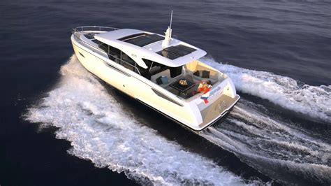 Jetten Beach 45 Built To Enjoy Motor Yacht Beach Boat