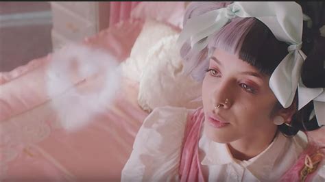 Everything Wrong With Melanie Martinez Mad Hatter — Music Video Sins