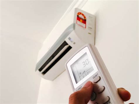 Can Air Conditioner Heat Room with Temperature Setting? - aircondlounge