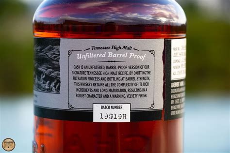 Chattanooga Whiskey 111 Cask Review Breaking Bourbon