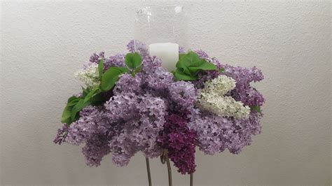 Wer bei der deko und dem brautstrauß blumen sprechen lassen. Floristik Raumdekoration mit Flieder Deko Ideen mit Flora ...