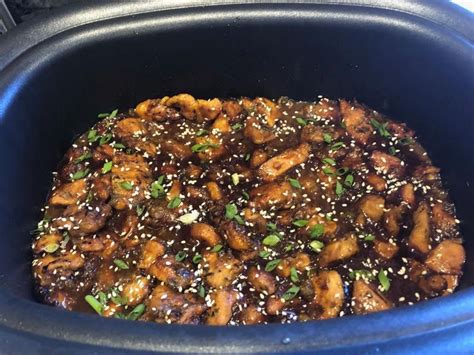 Slow Cooker General Tsos Chicken